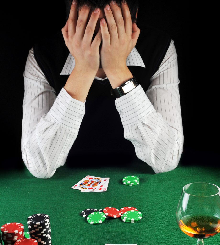 The Advantages Of Playing Online Casino Games